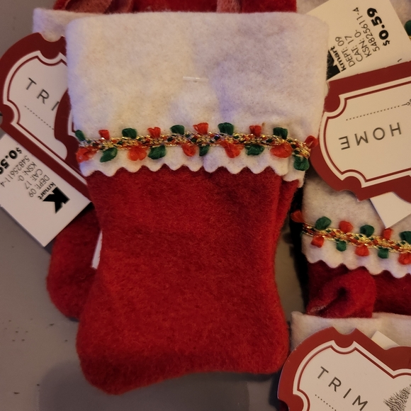 12 NEW Small Red & White Felt Christmas Stockings - Picture 3 of 3